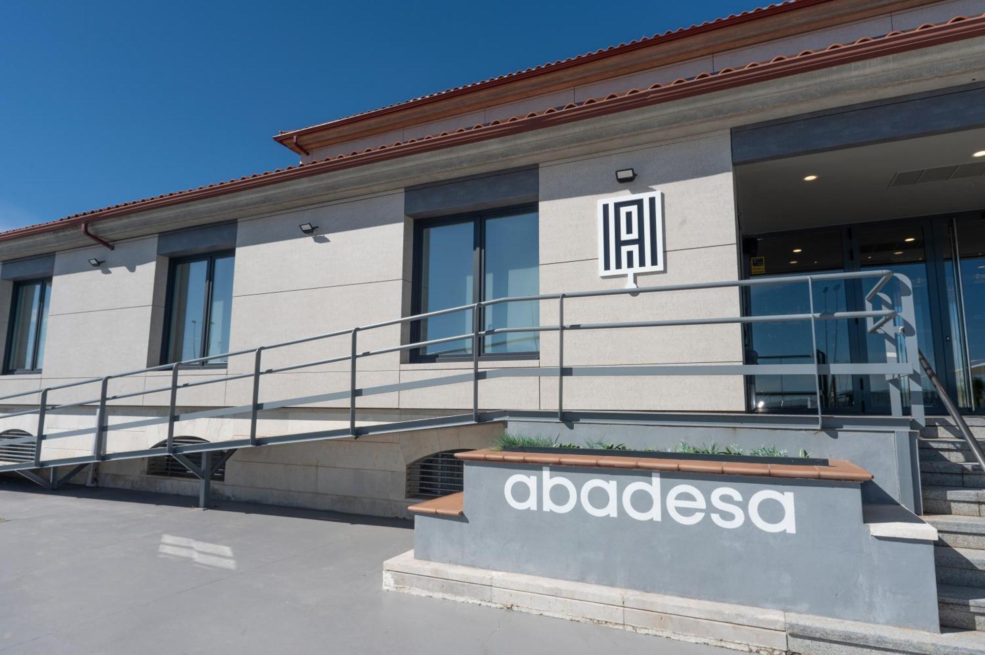 Restaurante Hotel Abadesa Villagonzalo Pedernales Exterior foto
